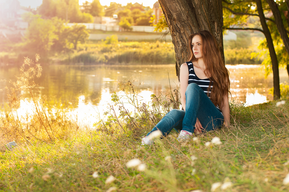 Ticho se nejlépe čerpá z přírody, v zimě stačí klidný kout i v bytě shutterstock 310639307