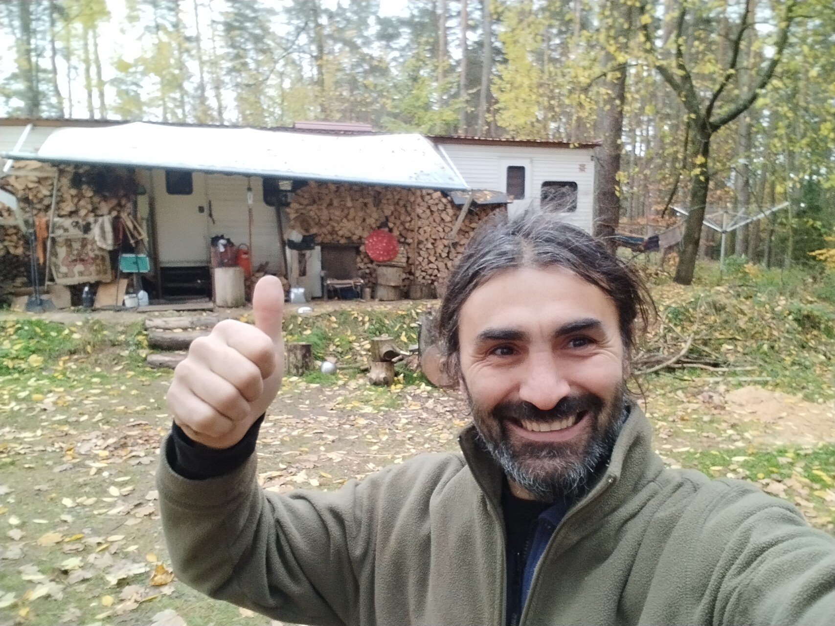 Z arménského děckáku ke svobodě v českých lesích... (zdroj: se svolením Stefana Shamilyana) img 20231117 103801