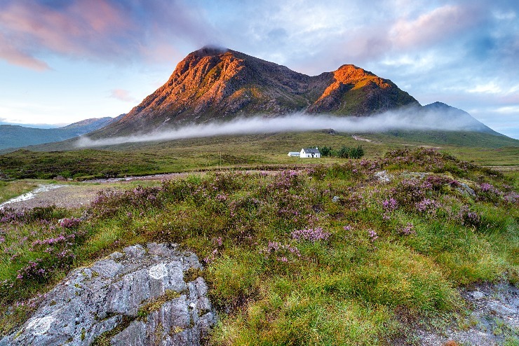 m glen coe ve skotsku adobe stock
