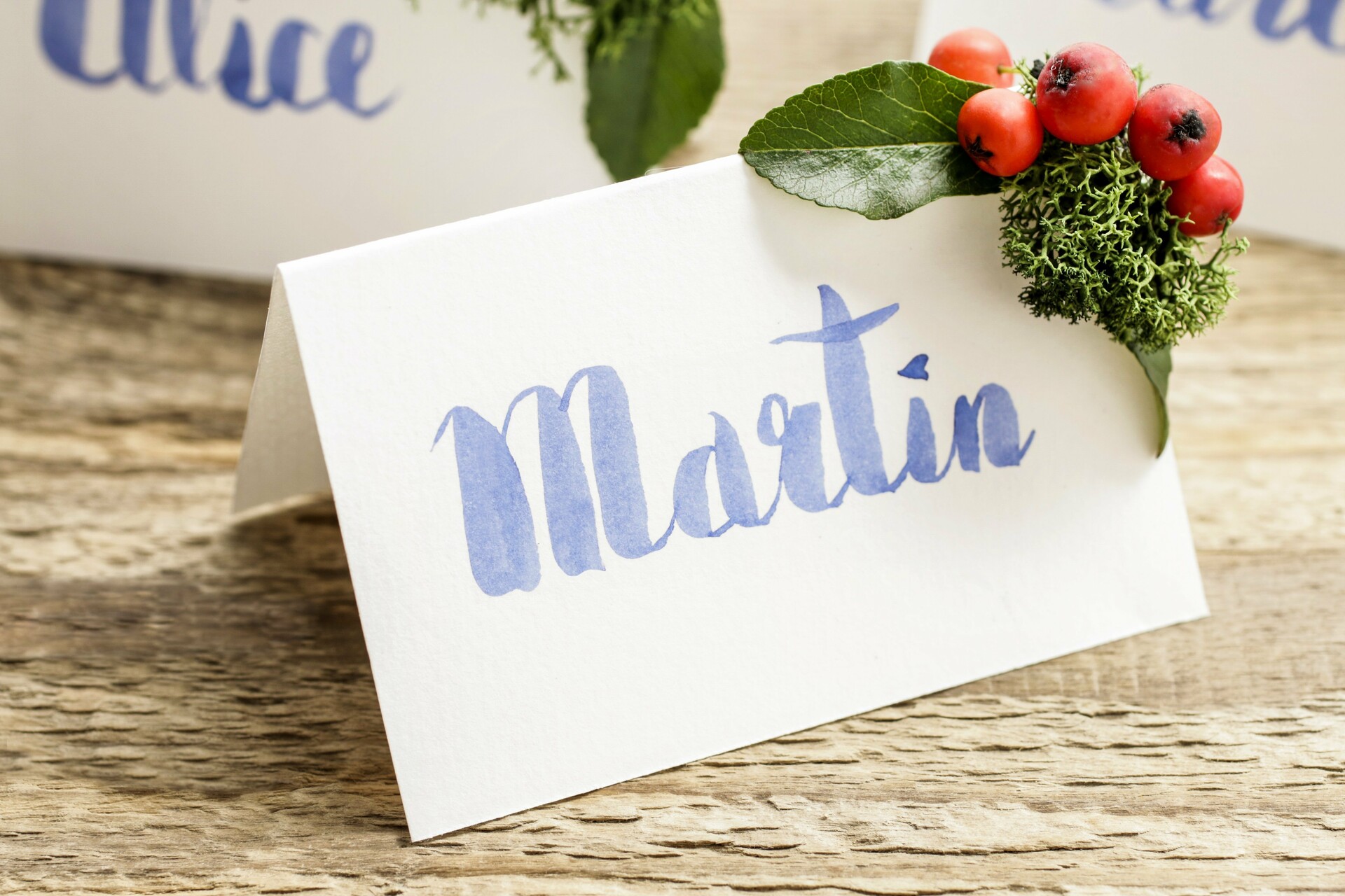 Originální svatební oznámení a další tiskoviny si můžete i sami vyrobit (zdroj: Shutterstock) shutterstock 501776329