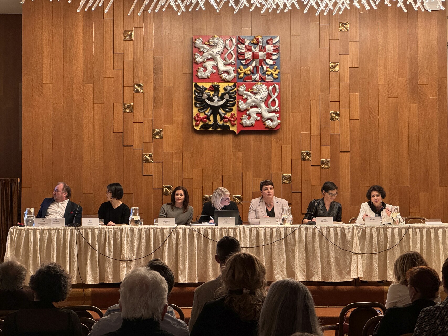 „Potřebuje školní stravování změnu? Příležitosti, které nabídne nový spotřební koš.“ Tak zněl plný název pondělního semináře v Poslanecké sněmovně. spotrebnikos