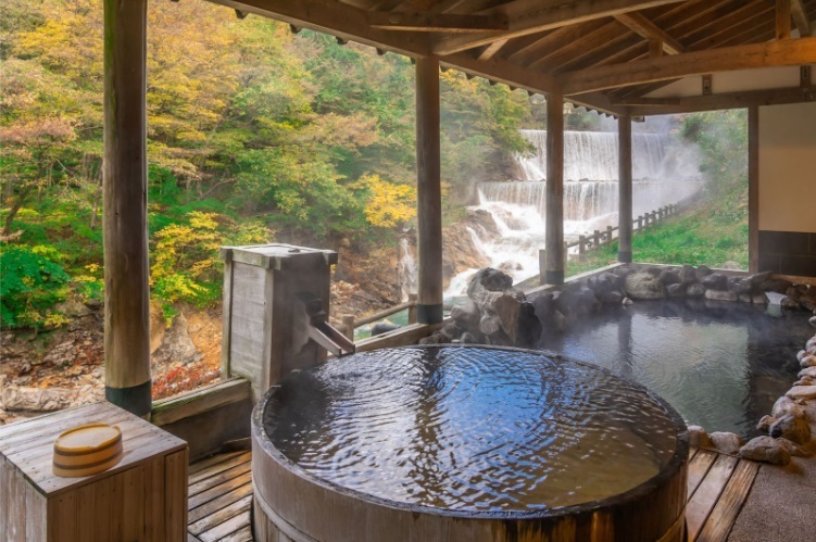 Japonské lázně neboli onsen. (zdroj: Rady na cestu) 5
