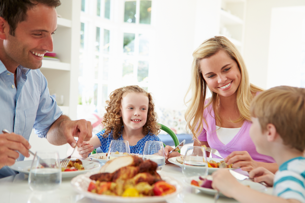 Klid a pohoda při jídle je základ pro dobré zažívání. shutterstock 165825989