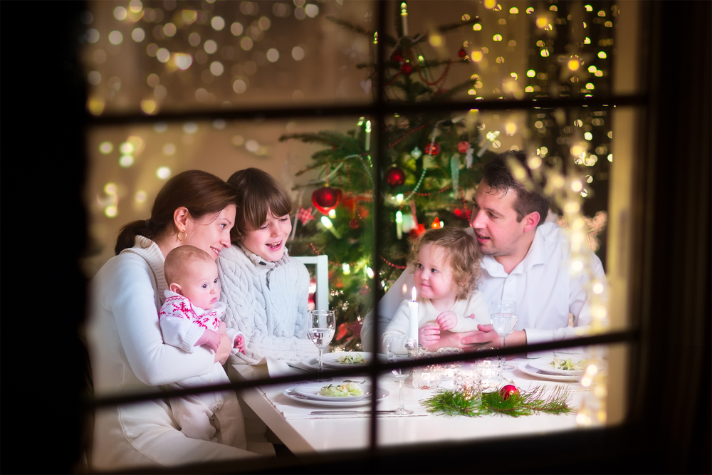 Je libo kapra, nebo radši krocana? I český štědrovečerní stůl se mění, přejídání zůstává shutterstock 211467697