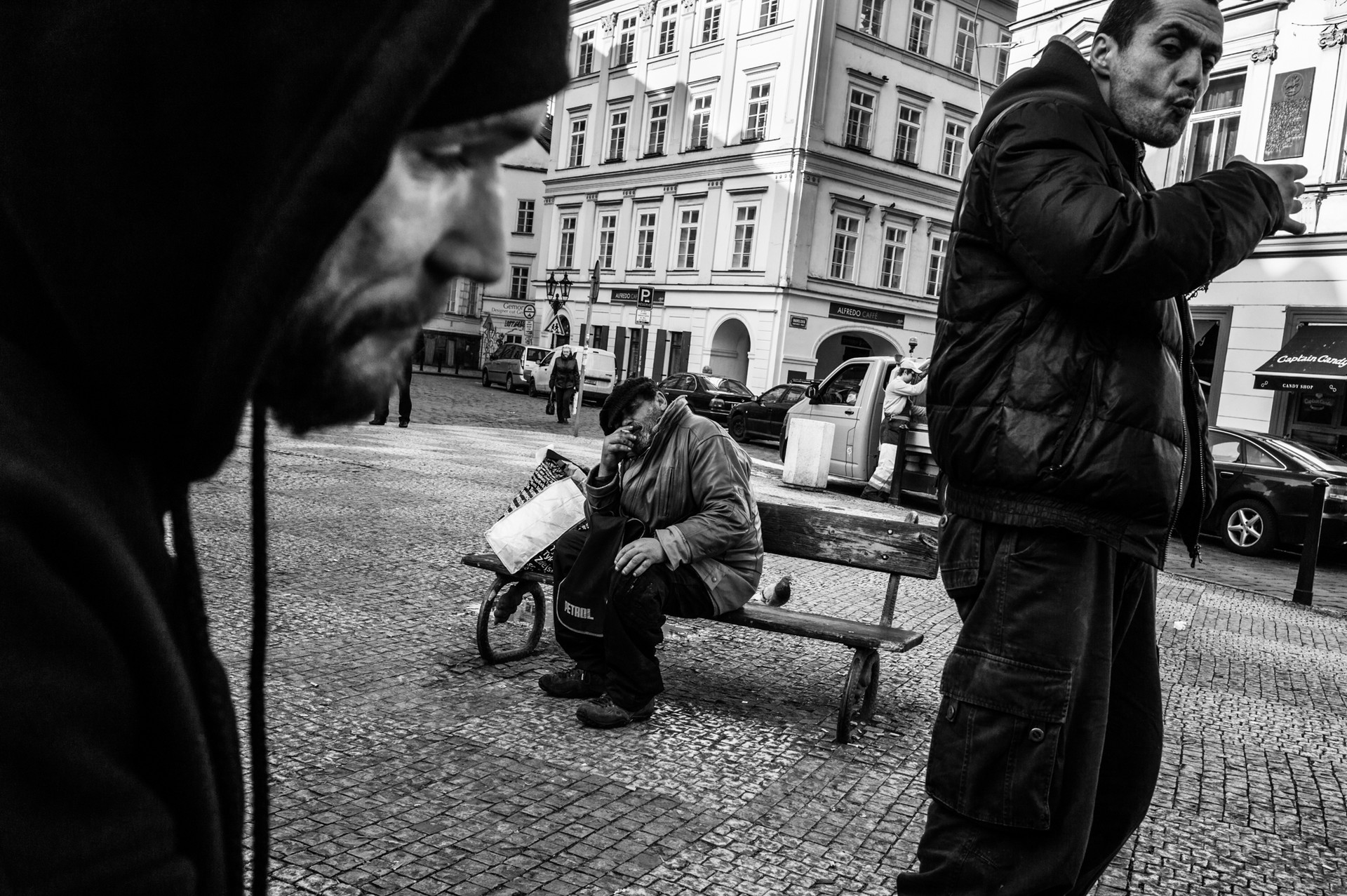 Když chcete získat opravdové fotografie, musíte najít místa, kde lidi nehrají, kde jsou sami sebou, říká Kevin V. Ton 03 kevin v ton 2016