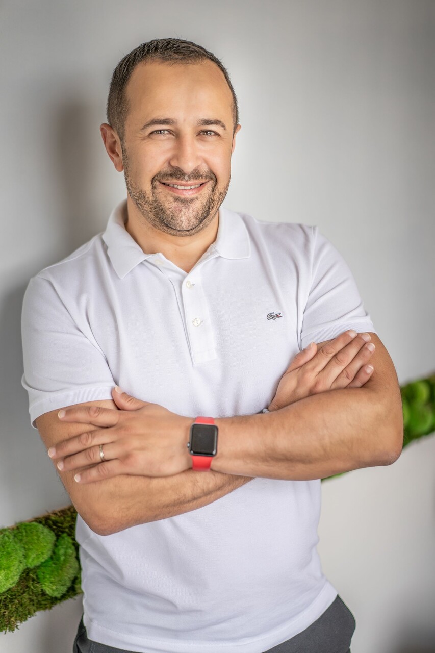 Začali jsme urychlovat digitalizaci stravenek a obohatili je o možnosti bezkontaktního placení, říká Stéphane Nicoletti sn 2