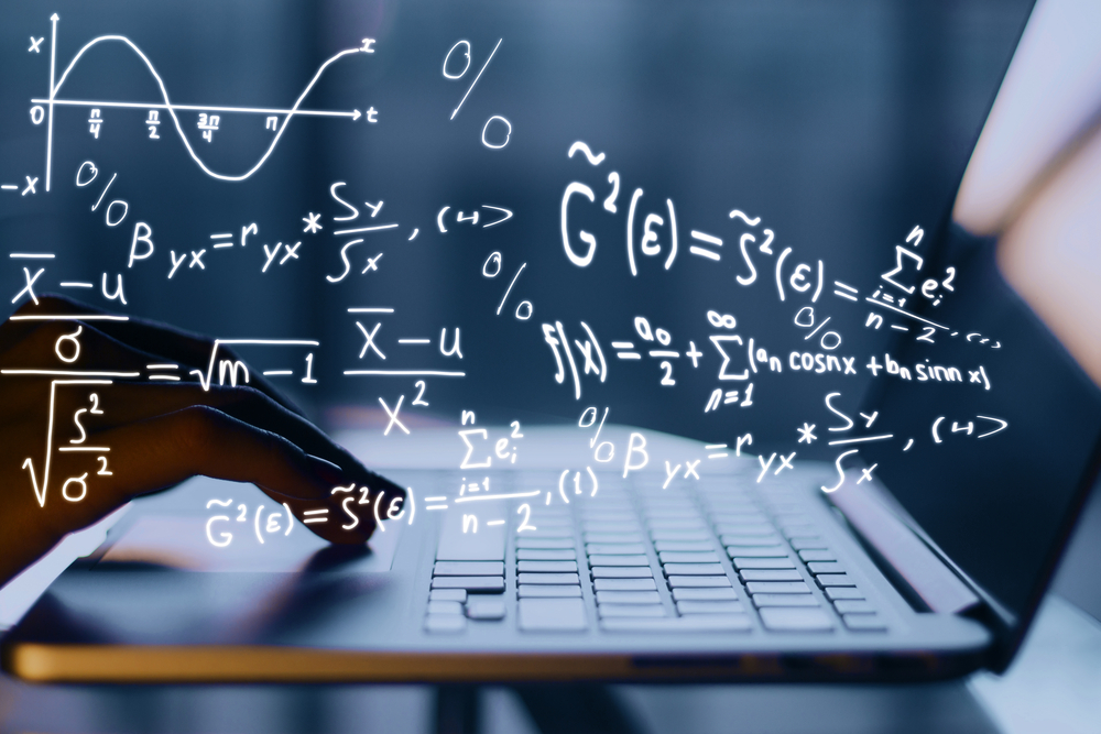 matematika shutterstock 512627680