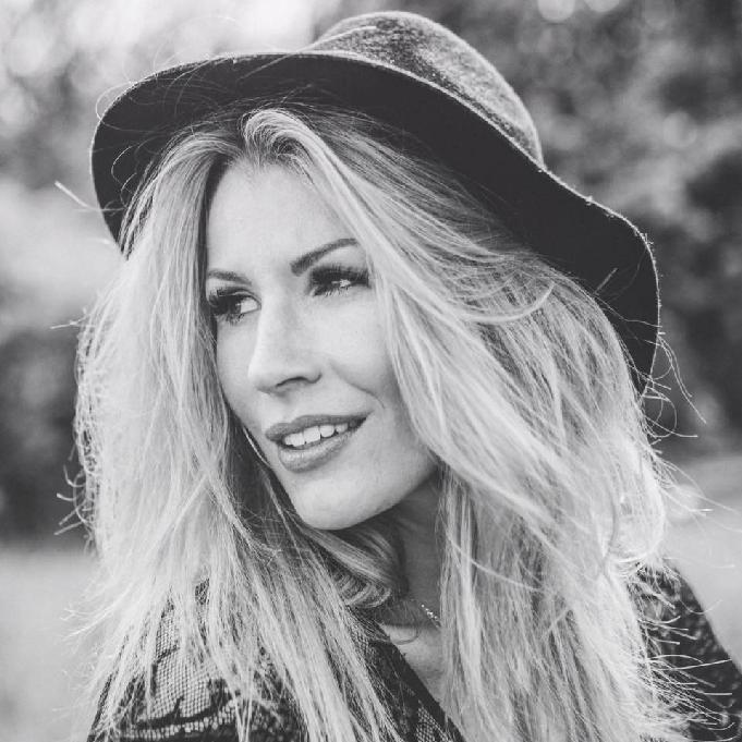 Fotografka Barbora je opravdu krásná žena. barbora navratilova x