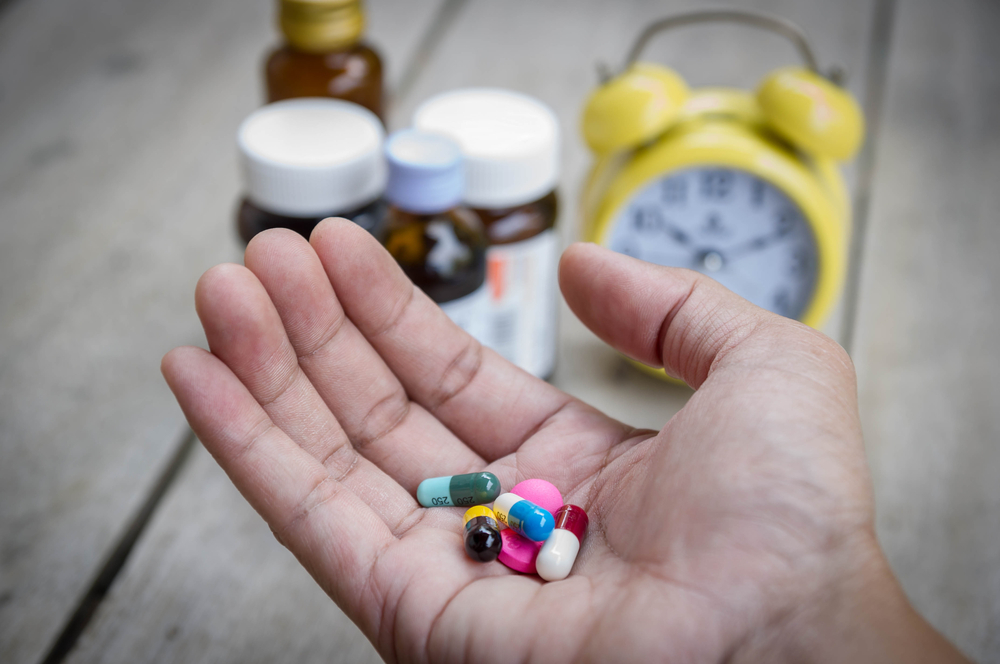 Velký problém ale představuje zneužívání léků na předpis. pain killers shutterstock 325226648