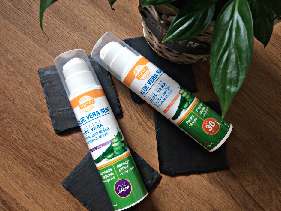 Opalovací mléko Aloe Vera SPF 30 seženete za 230 Kč a mléko po opalování za 133 Kč. topvet