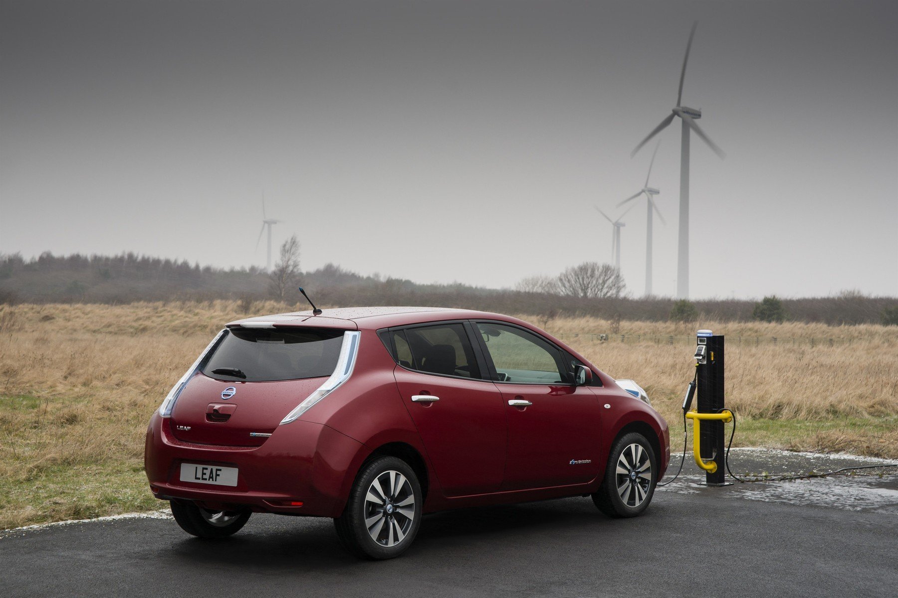 Nissan Leaf nissan leaf