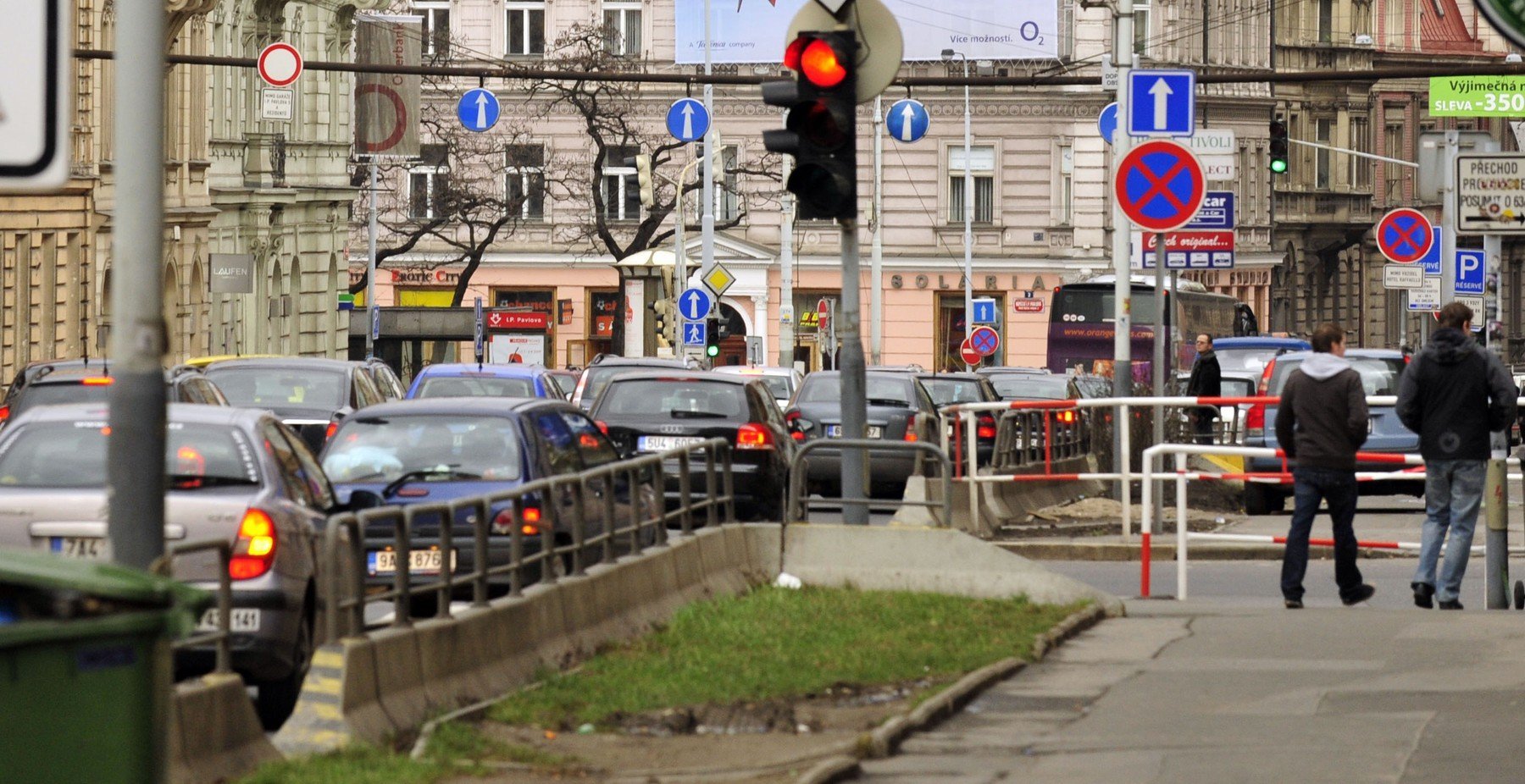 Doprava v Praze je už spíš jen zácpa. Bohužel i v MHD praha ippavlova