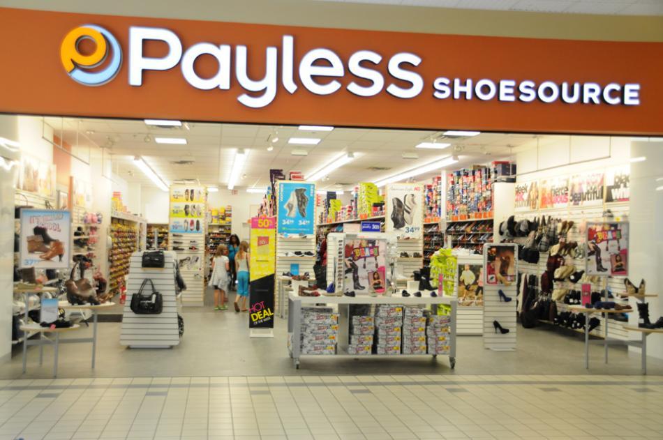 Levný obchod s botami udělal ze svého zboží boty luxusní. A uspěl payless obchod