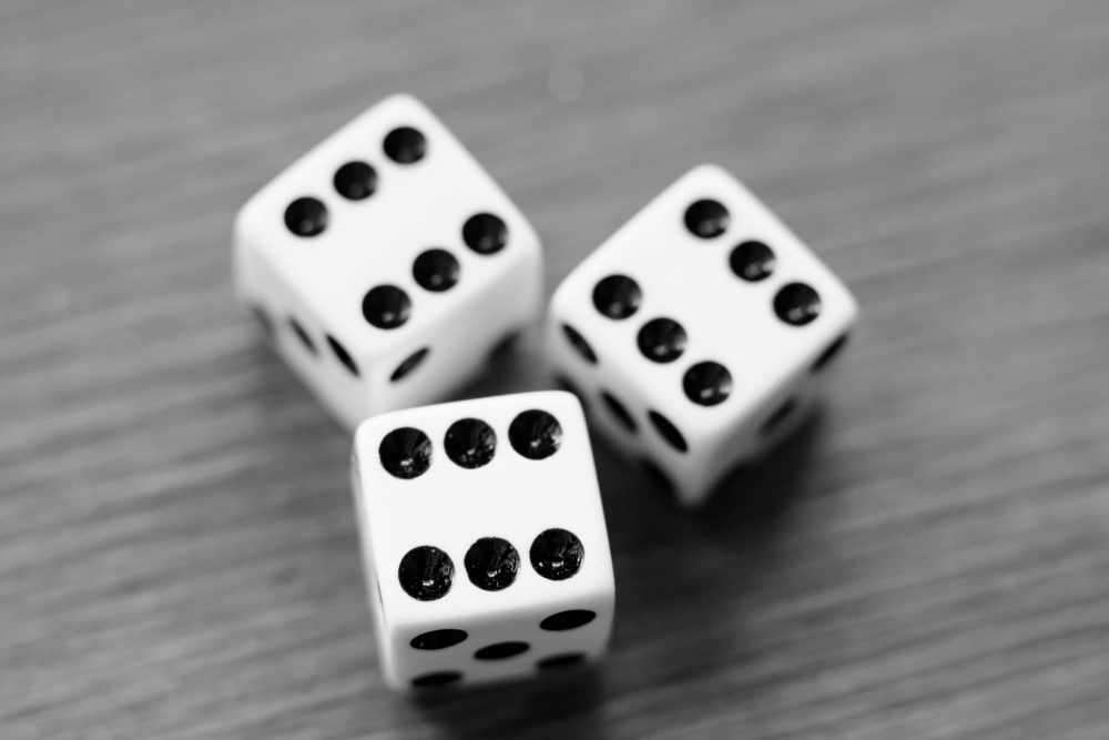 Dá se synchronicita vysvětlit matematicky? Skeptici tvrdí, že ano kostky 1186876006