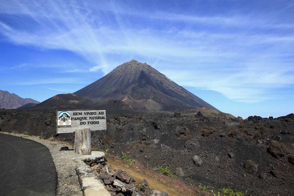 Vulkán Pico do Fogo dokázal zalít ostrov Santiago pico do fogo 71870929