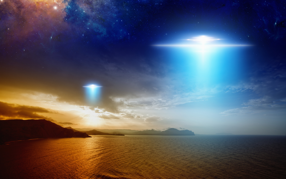 ufo 718238302