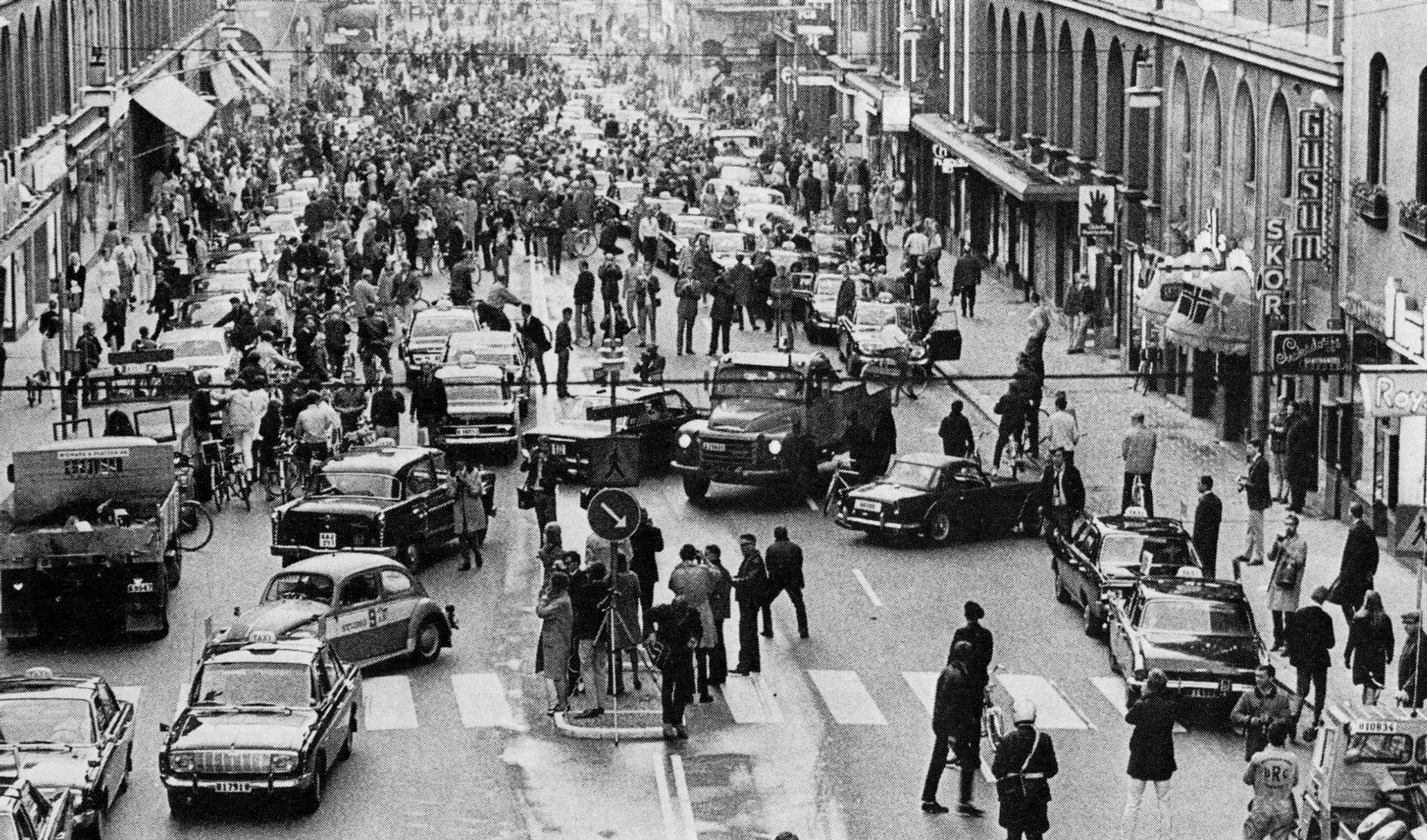 Den H ve Stockholmu v roce 1967. Tak teď si přejeďte doprava a deset minut počkejte praha vlevo