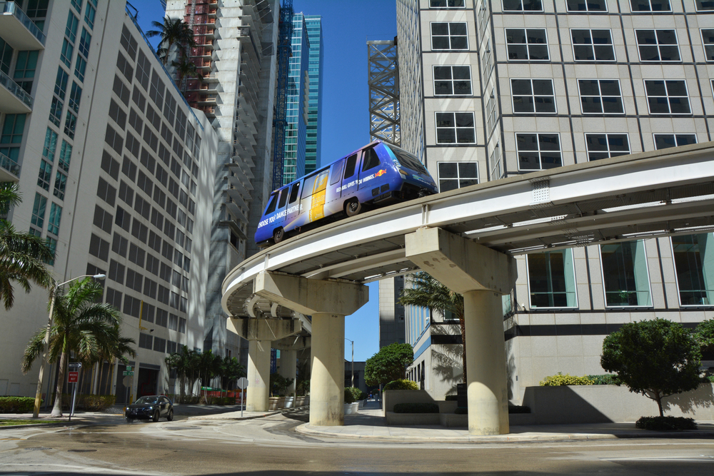 Metromover na okraji Miami. Hromadná doprava je tu zdarma miami 700326469