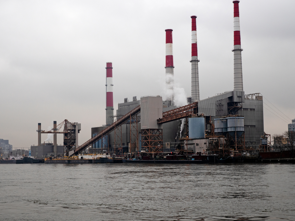Znečištění patří i k industriální části amerického New York City ny koch 1381458419