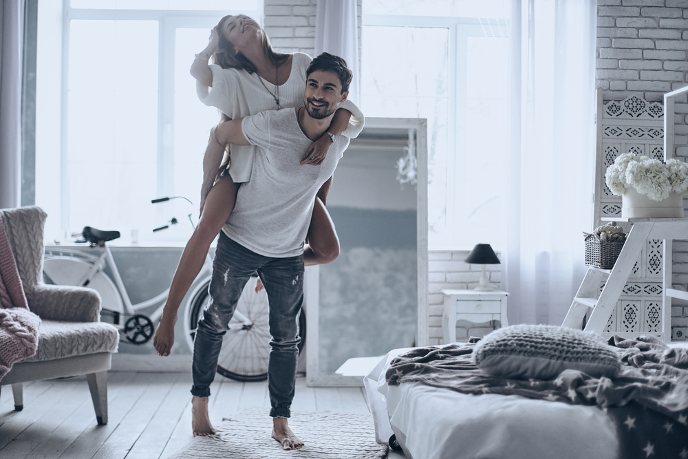 Dejte najevo svému partnerovi, že se zajimáte i o jeho potřeby. shutterstock 610723844