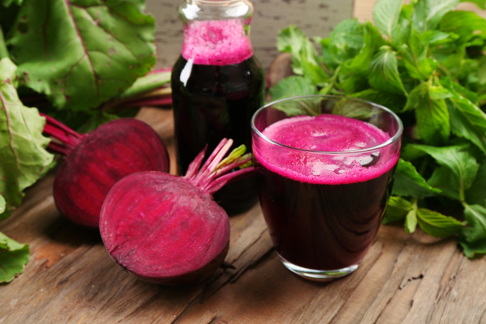 Červená řepa je velmi bohatá na antioxidanty, pomáhá při tvorbě červených krvinek a tělo díky ní „dopravuje“ kyslík do svalů. prirodni doping shutterstock 294842477