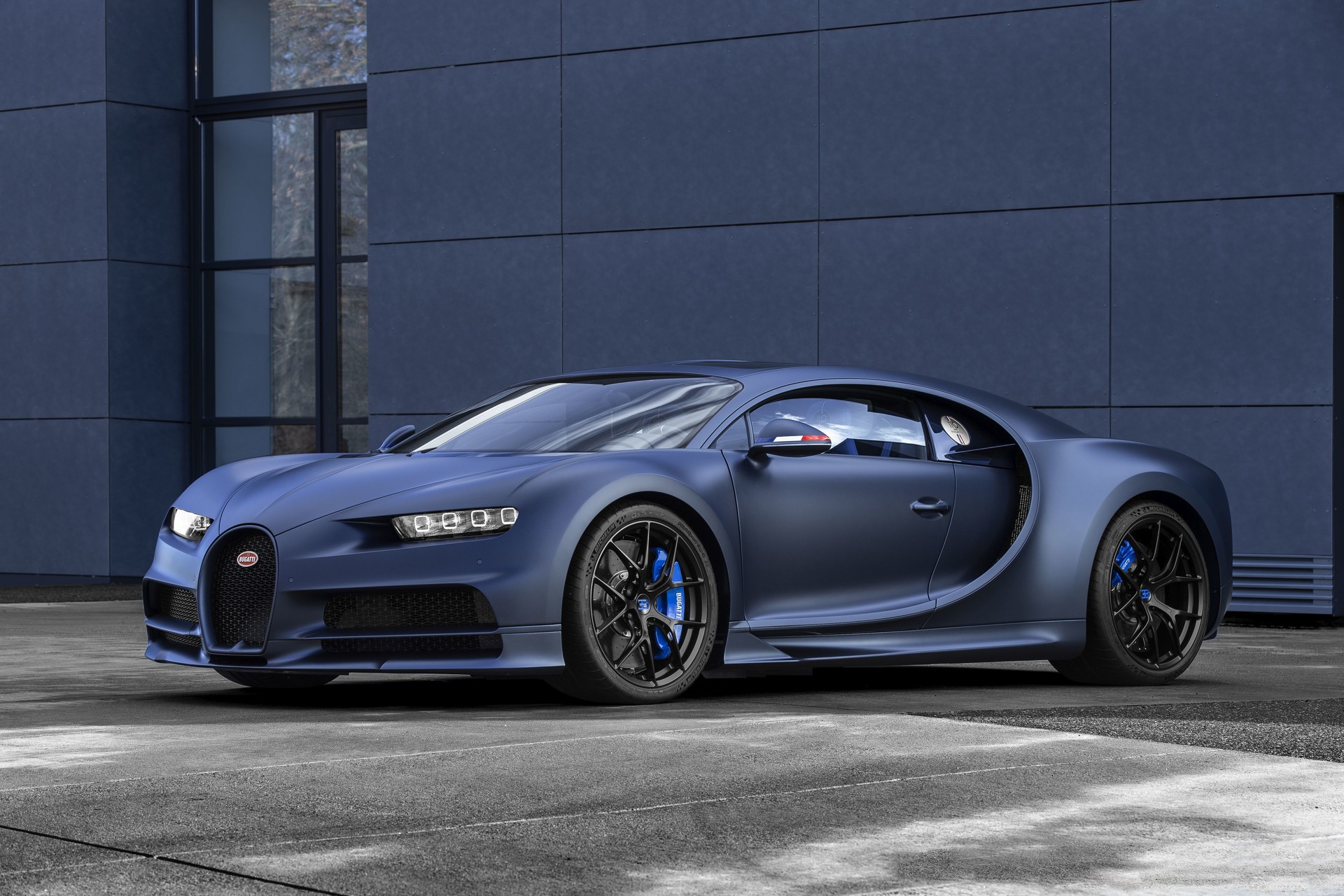 Bugatti Chiron Sport. Můžete vidět na vlastní oči již tento víkend. 02 bugatti chiron sport