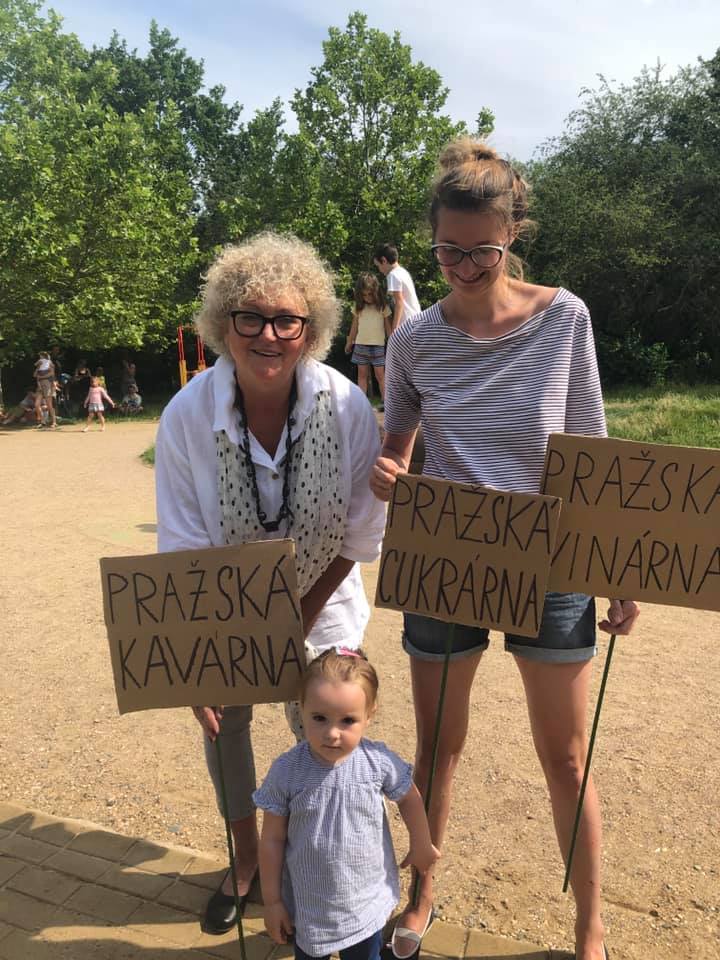 kavarna cukrarna vinarna