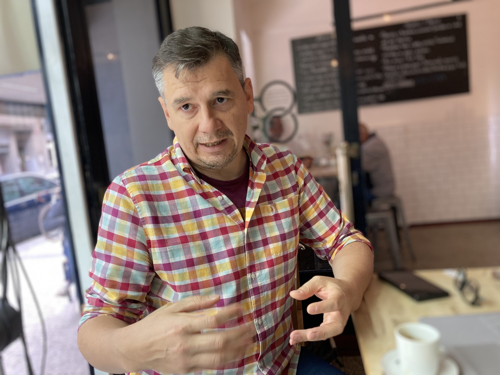 A spousta lidí by určitě kývla na to, že raději budou levně bydlet a jezdit MHD výměnou za to, že nefinancují garážové stání, myslí si Pavel Zelenka img 2958